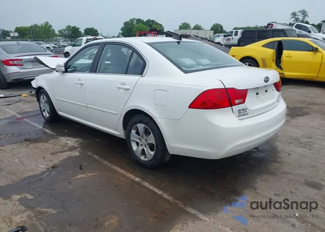 2009 Kia Optima Lx z USA, uszkodzony, nr VIN KNAGE228995293652